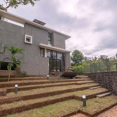 Villa Foresta By Stayvista With Modern Decor, Swimming Pool & Expansive Lawn For A Perfect Escape Lonavala Exterior foto