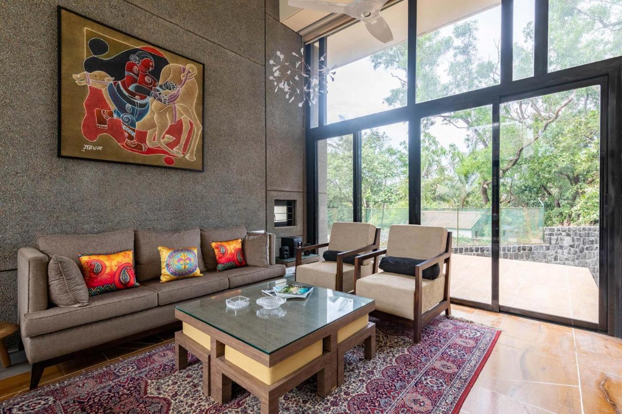 Villa Foresta By Stayvista With Modern Decor, Swimming Pool & Expansive Lawn For A Perfect Escape Lonavala Exterior foto