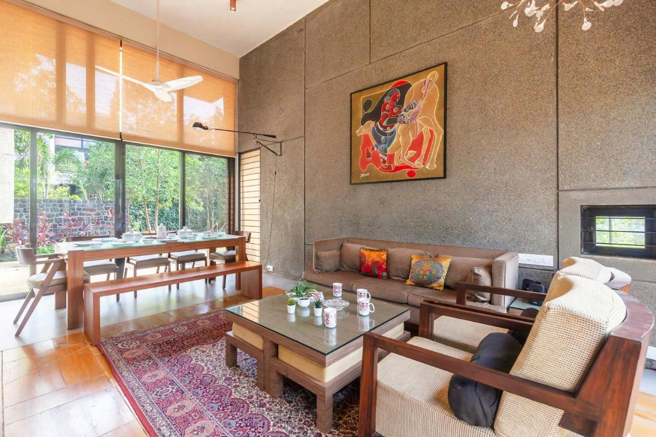 Villa Foresta By Stayvista With Modern Decor, Swimming Pool & Expansive Lawn For A Perfect Escape Lonavala Exterior foto