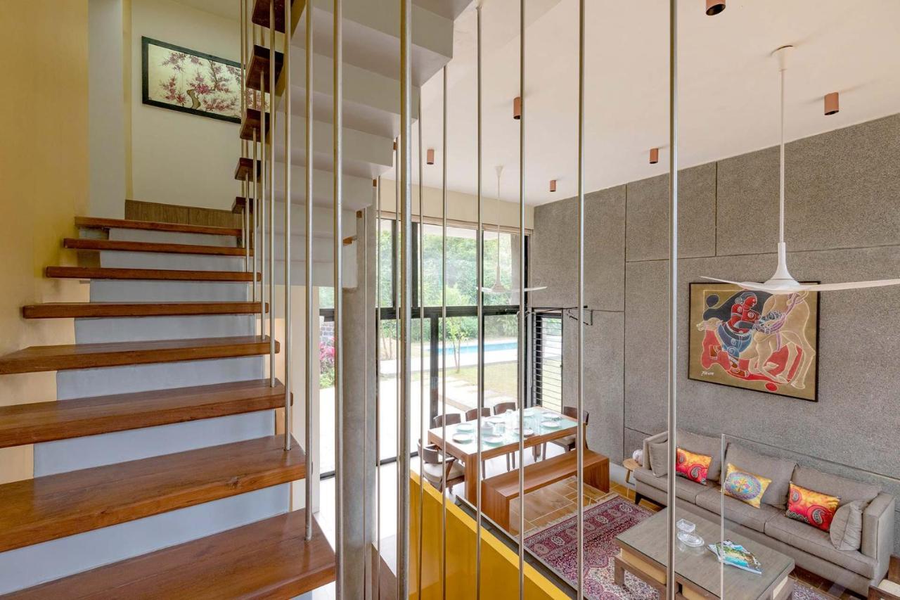 Villa Foresta By Stayvista With Modern Decor, Swimming Pool & Expansive Lawn For A Perfect Escape Lonavala Exterior foto