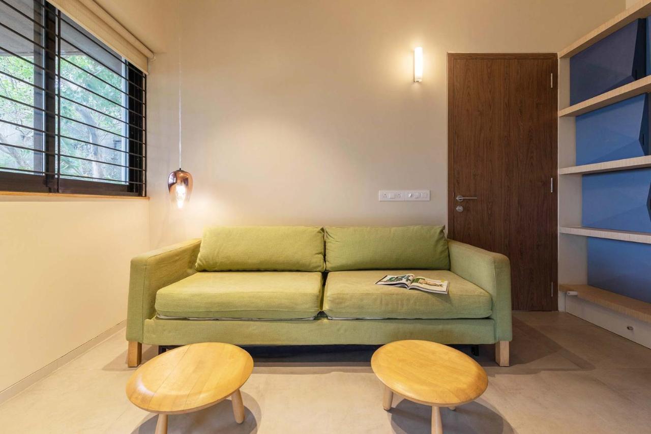 Villa Foresta By Stayvista With Modern Decor, Swimming Pool & Expansive Lawn For A Perfect Escape Lonavala Exterior foto