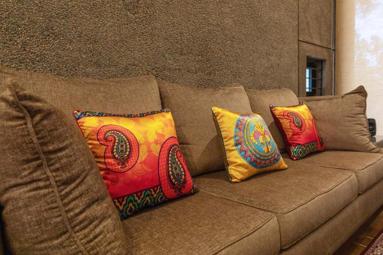 Villa Foresta By Stayvista With Modern Decor, Swimming Pool & Expansive Lawn For A Perfect Escape Lonavala Exterior foto